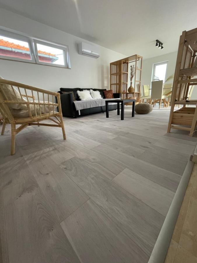 Vila Regina Apartment Regina With Swimming Pool 제제라 외부 사진
